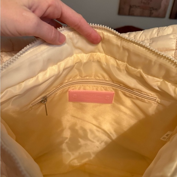 SweetHoney Puffer Tote Cream - Picture 5 of 5